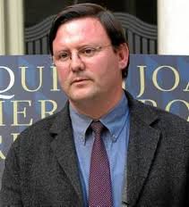 Juan Lamillar, autor del prólogo de 'Enormes minucias', de Chesterton